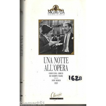 Una Notte All'Opera VHS